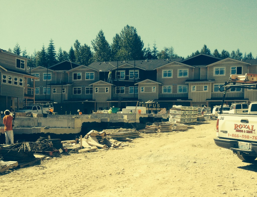 The-Woodlands-Townhomes.-Snoqualmie,-WA